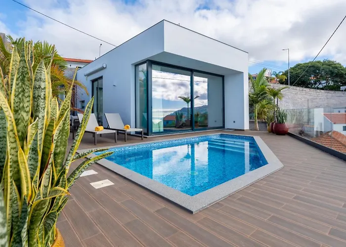 foto di Moonlight Villa By Lovelystay Estreito Da Calheta